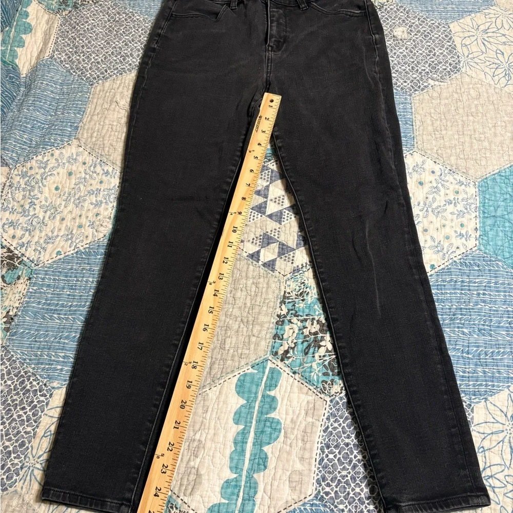 American Eagle Outfitters High Rise Jeans - Picture 3 of 6